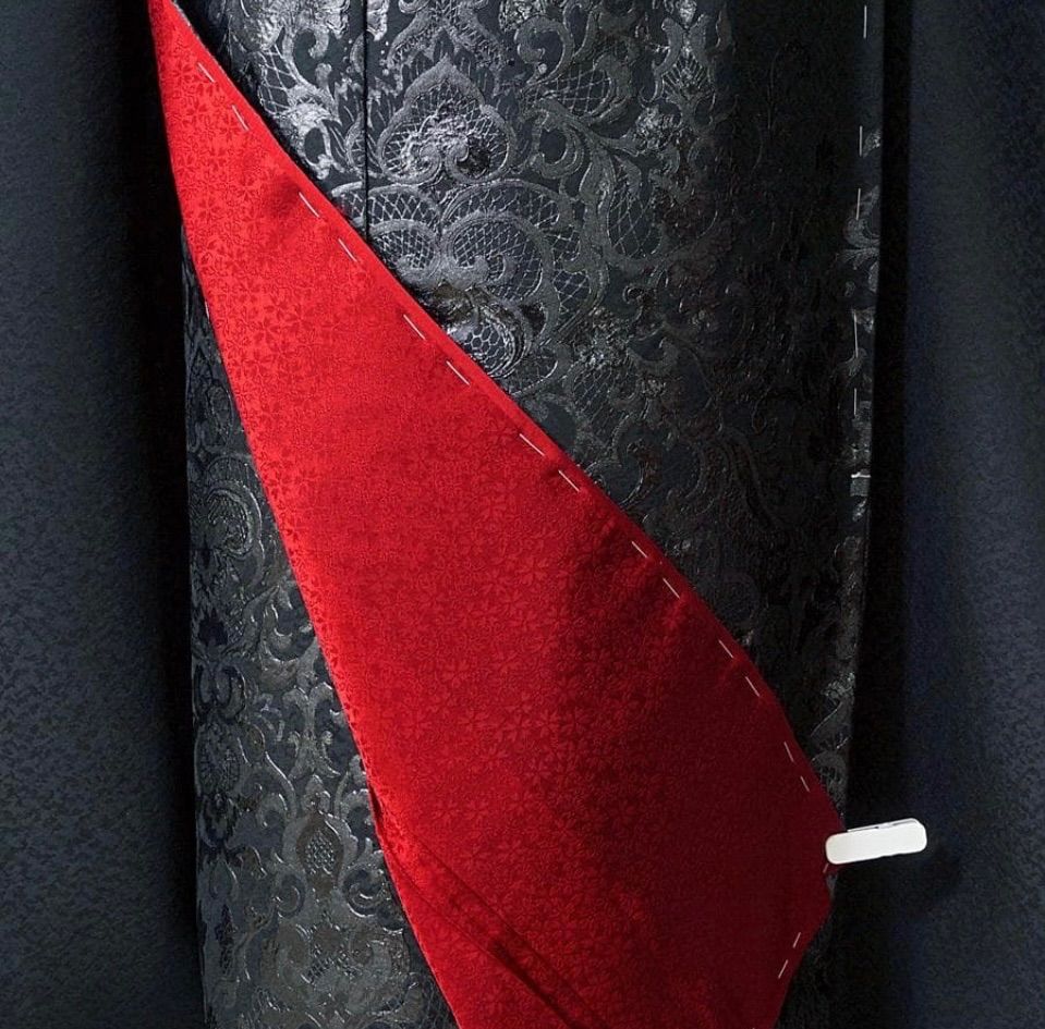 新品・未使用品】振袖 関芳謹製 未仕立て 仮絵羽 黒 ブラック ダマスク