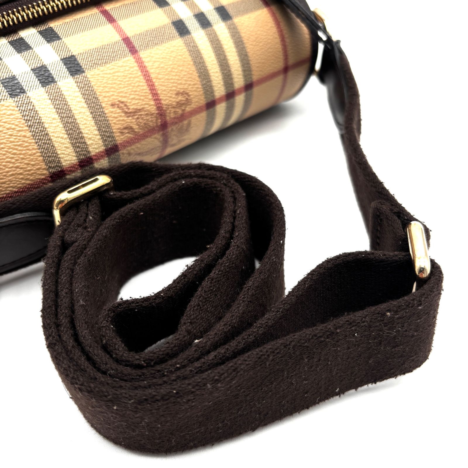 未使用 バーバリー　ショルダーポーチ　ベージュ/ブラック　ＰＶＣレザー 美品 BURBERRY バーバリー ショルダーバッグ ノバチェック シャドー