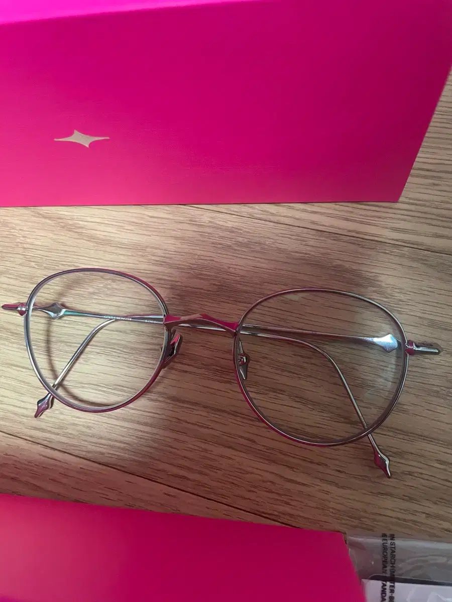 GENTLE MONSTER ジェントルモンスター EP 02