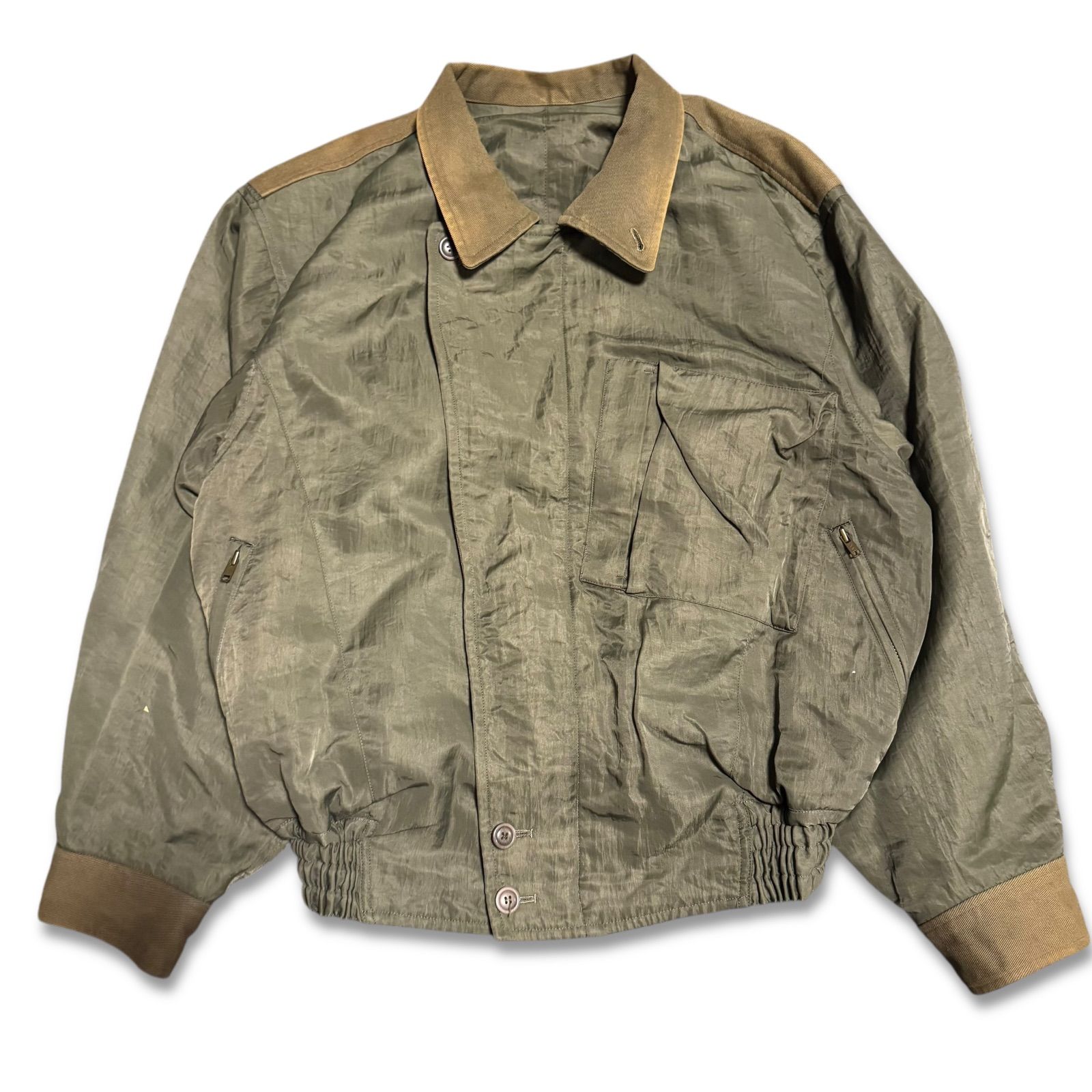 ISSEY MIYAKE イッセイミヤケ ミリタリージャケット カーキ Mサイズ ISSEY MIYAKE イッセイミヤケ ミリタリージャケット カーキ Mサイズ