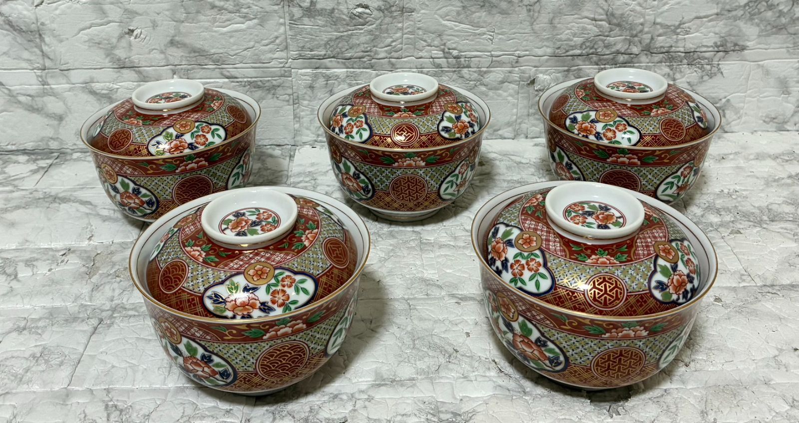 前畑陶器　庫山窯　蓋付きどんぶり揃　5客セット　丼ぶり　色絵　金彩古伊万里　浪漫 前畑陶器庫山窯蓋付きどんぶり揃5客セット丼ぶり色絵金彩古伊万里浪漫