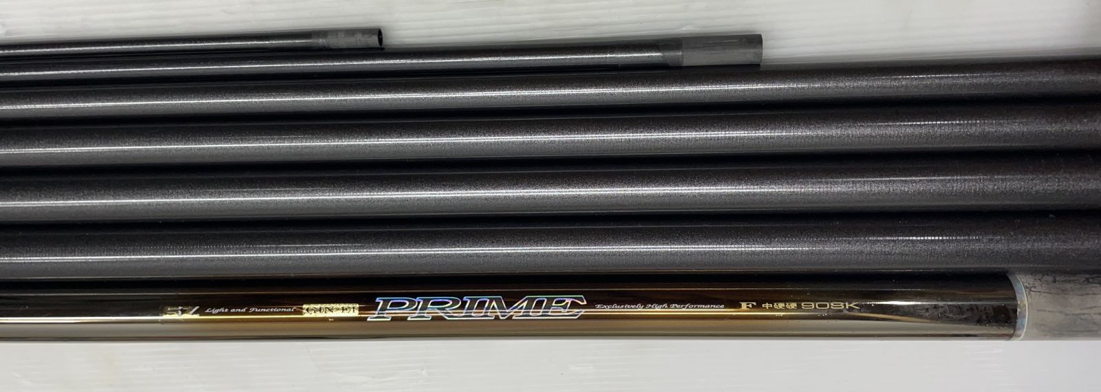 ダイワ銀影プライム速攻１１メーター中硬硬 ダイワ 鮎竿 銀影プライム F 中硬硬 90SK 持ち手劣化 01d28 - メルカリ