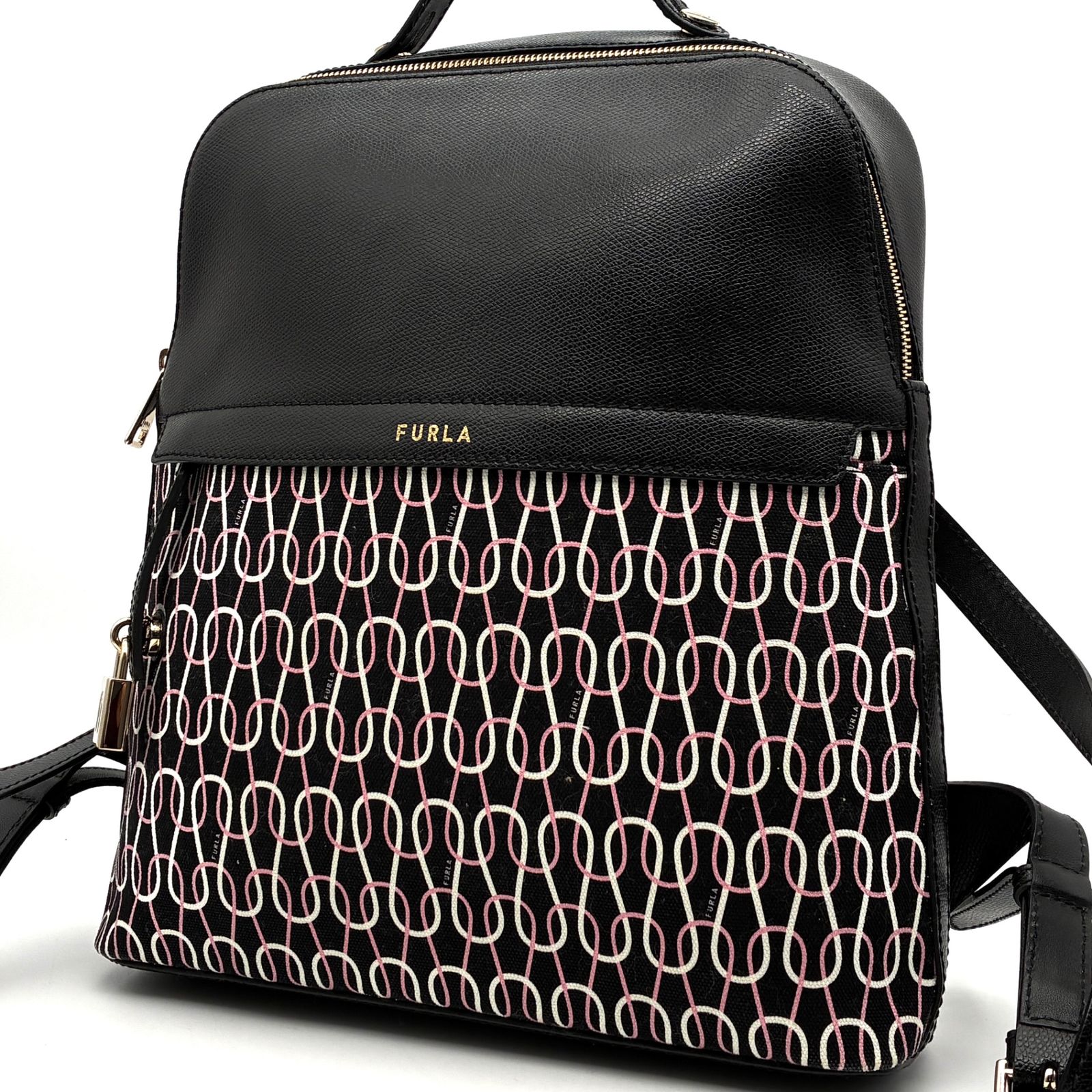 FURLA フルラ パイパー リュック バッグパック デイパック カデナ 南京錠 ロゴ 総柄 レディース 黒 ブラック