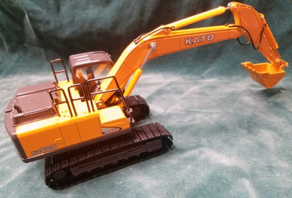 KATO 1/50スケール HD820 REGZAM HYDRAULIC EXCAVATOR - メルカリ