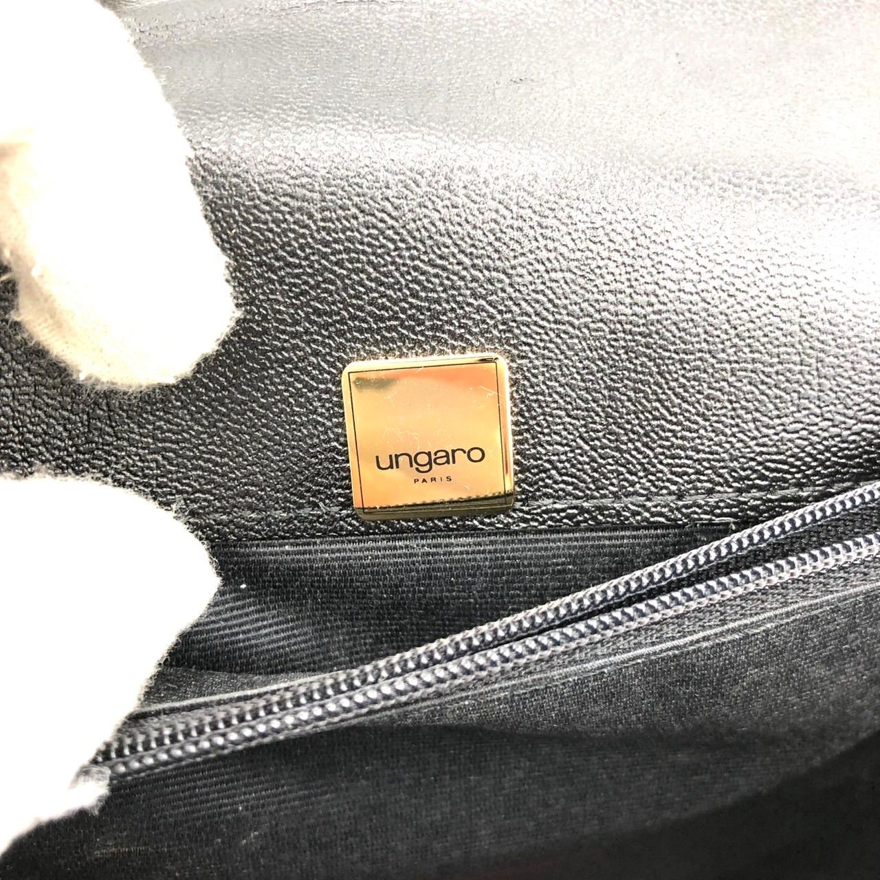 ウンガロ ungaro ハンドバッグ レザー ブラック 黒 冠婚葬祭