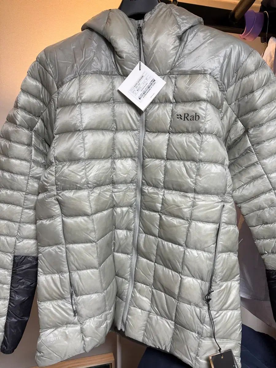 M ラブ ミティック アルパイン ライト ジャケット Light Zinc