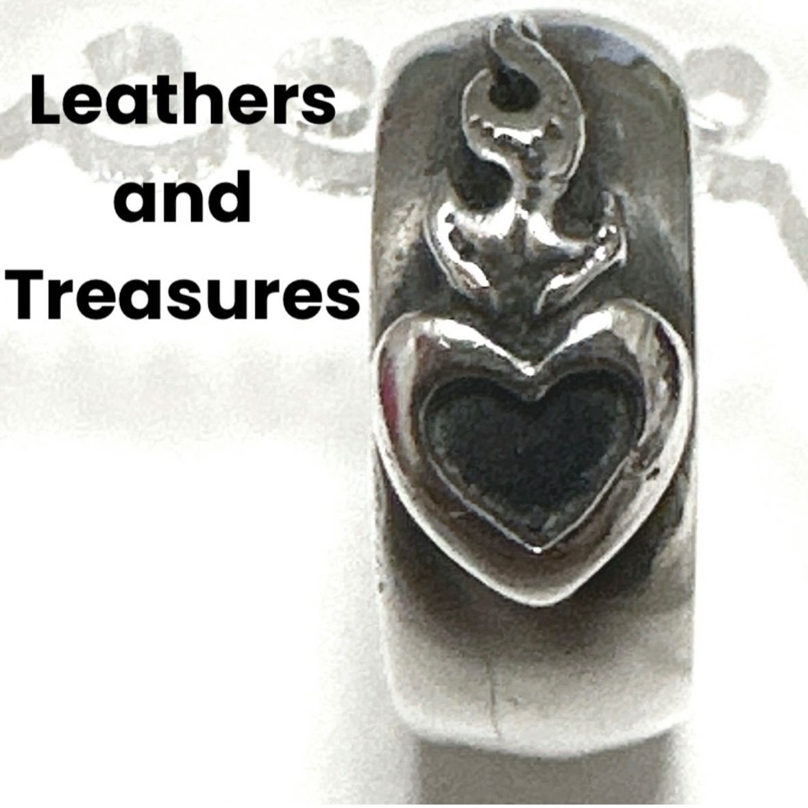 レザーズアンドトレジャーズ Leathers and Treasures ピアス ハート