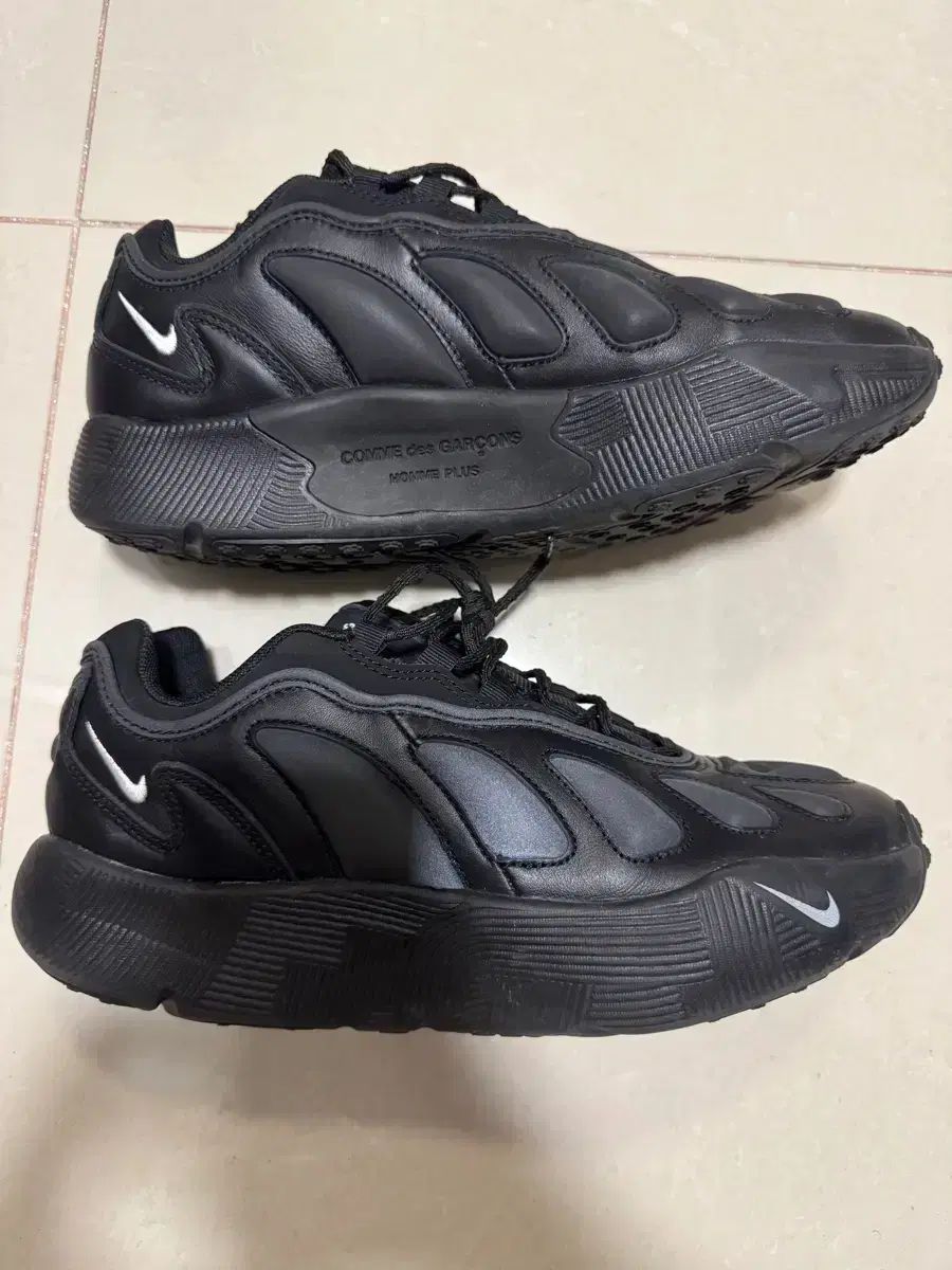 コム デ ギャルソン オム プリュス x NIKE ブラック スニーカー US 9