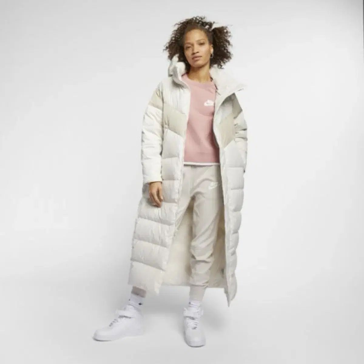 ナイキ ウィメンズ ロング ダウンジャケット