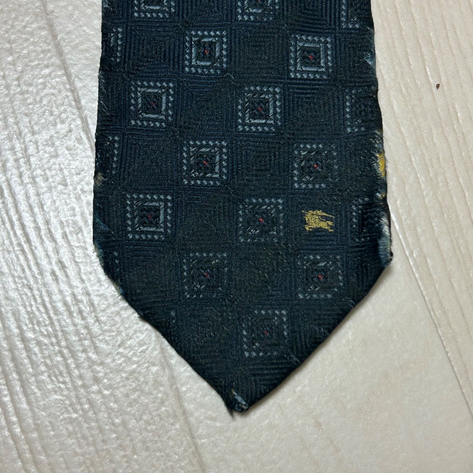 Burberrys バーバリー ネクタイ 幾何学柄 総柄 シルク100% - メルカリ