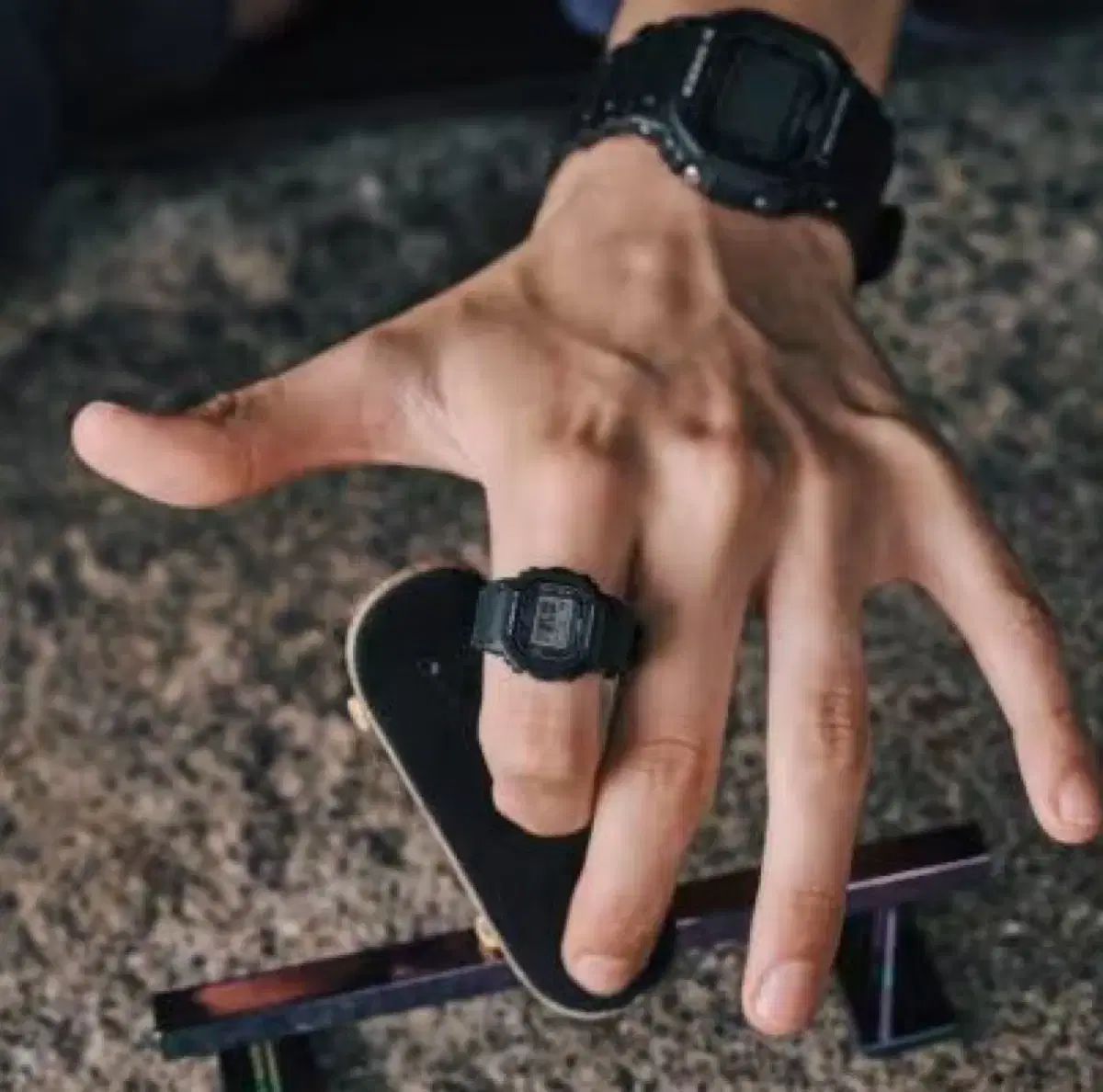 CASIO G-Shock DWN-5600-1