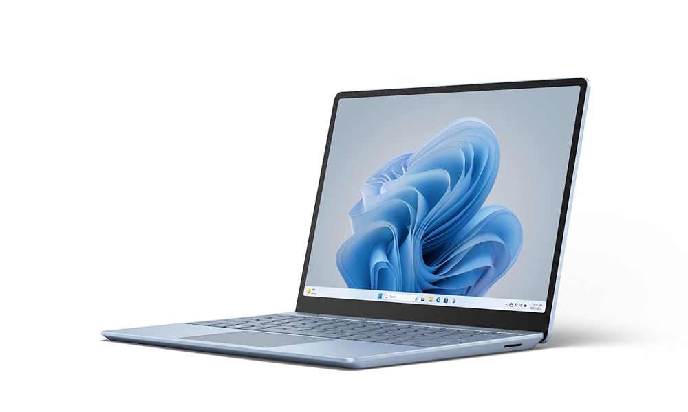 マイクロソフト Surface Laptop Go 3 | Office H-B 2021 搭載 12.4インチ |第12世代 Core-i 5 |8 GB|256 GB アイスブルー XK 1-00063
