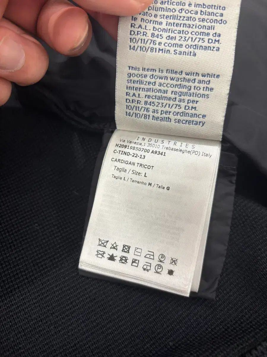  モンクレール ブラック ダウン ニット カーディガン Lサイズ カーディガン トップス