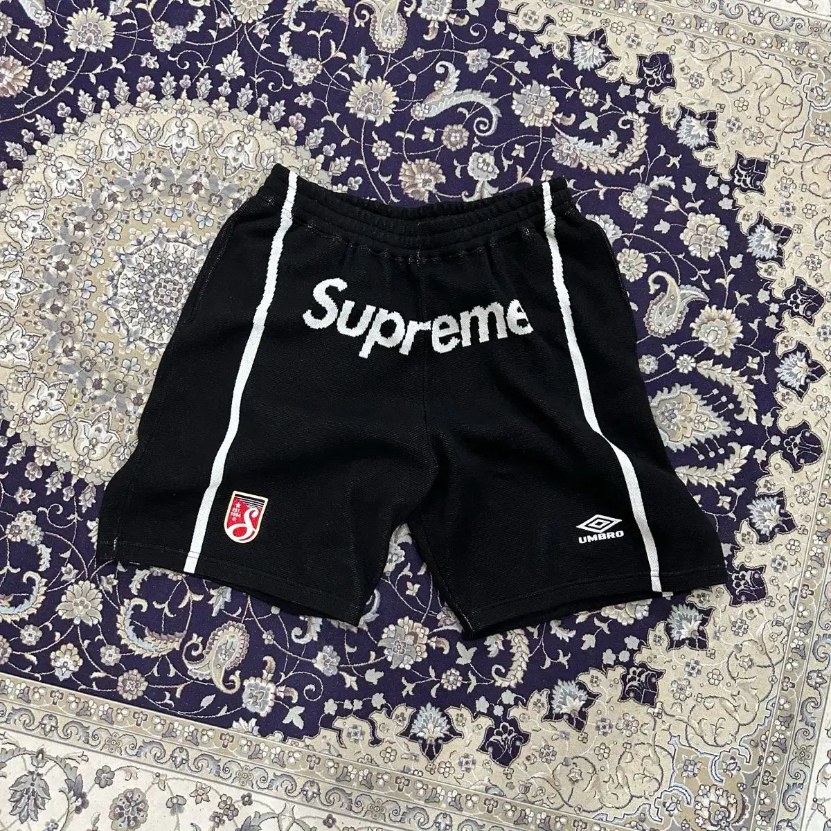 Supreme X Umbro Knit Soccer Shorts Black