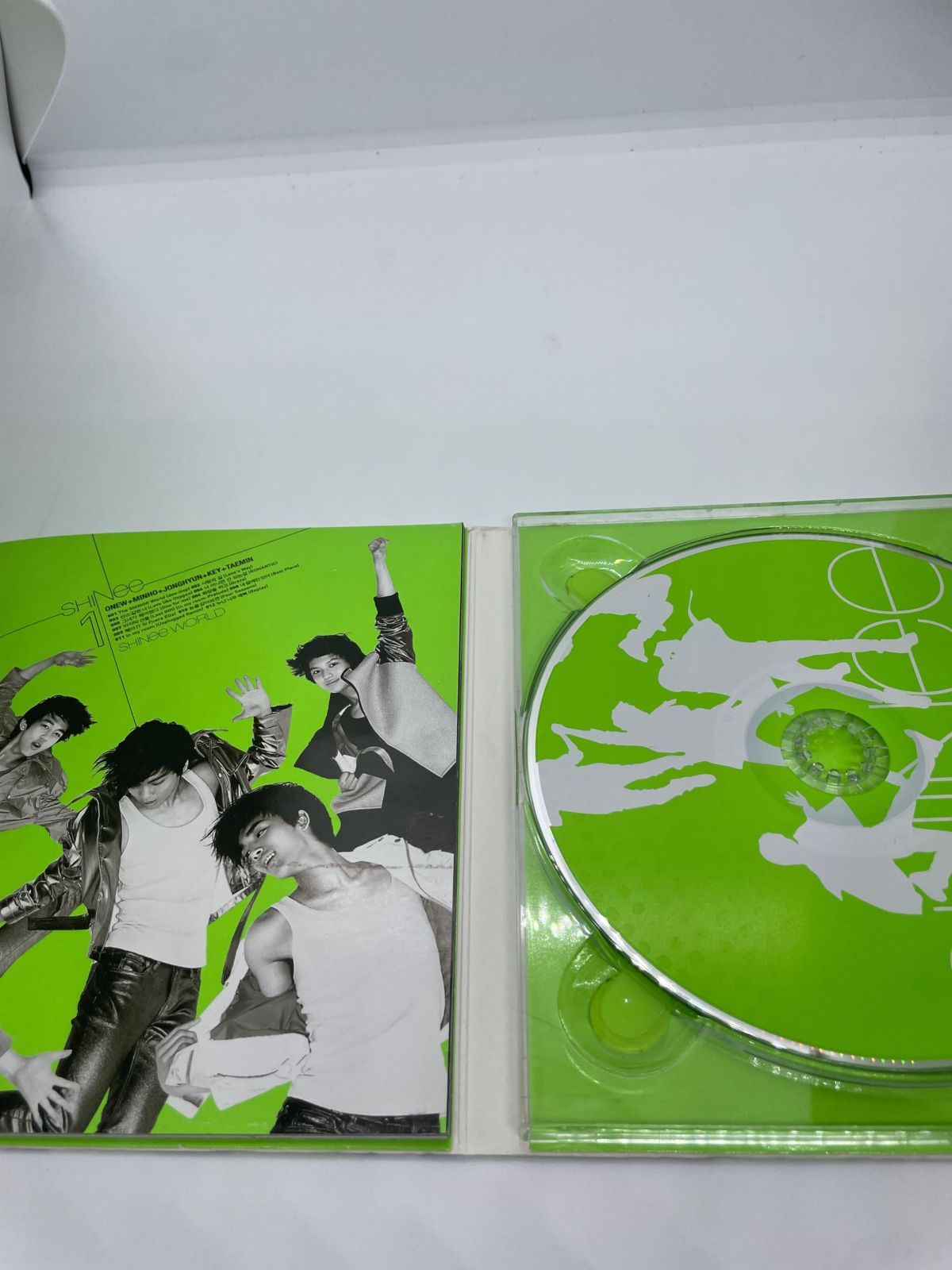 SHINee 1集 - The SHINee World (Aバージョン)(韓国盤) [CD] SHINee