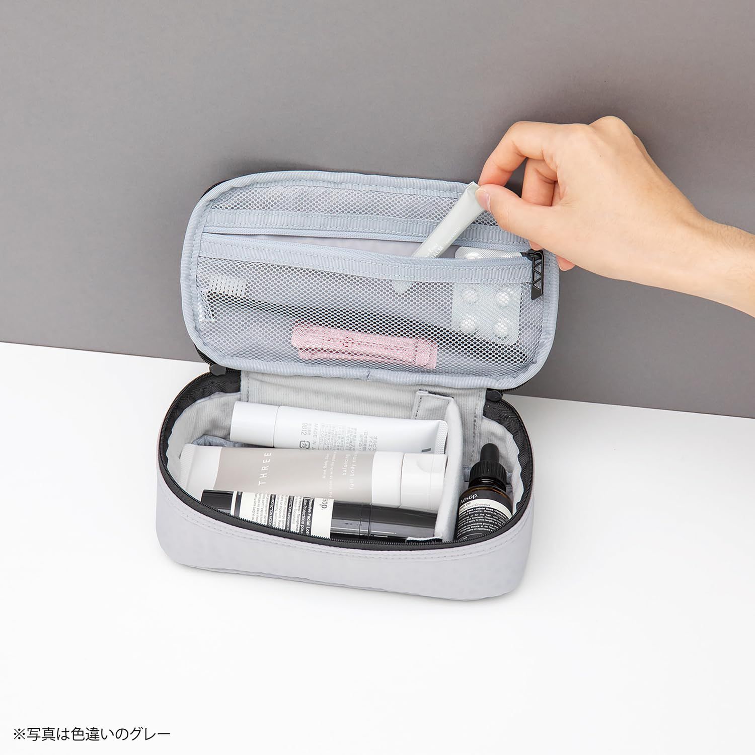 クツワ ボックスポーチ