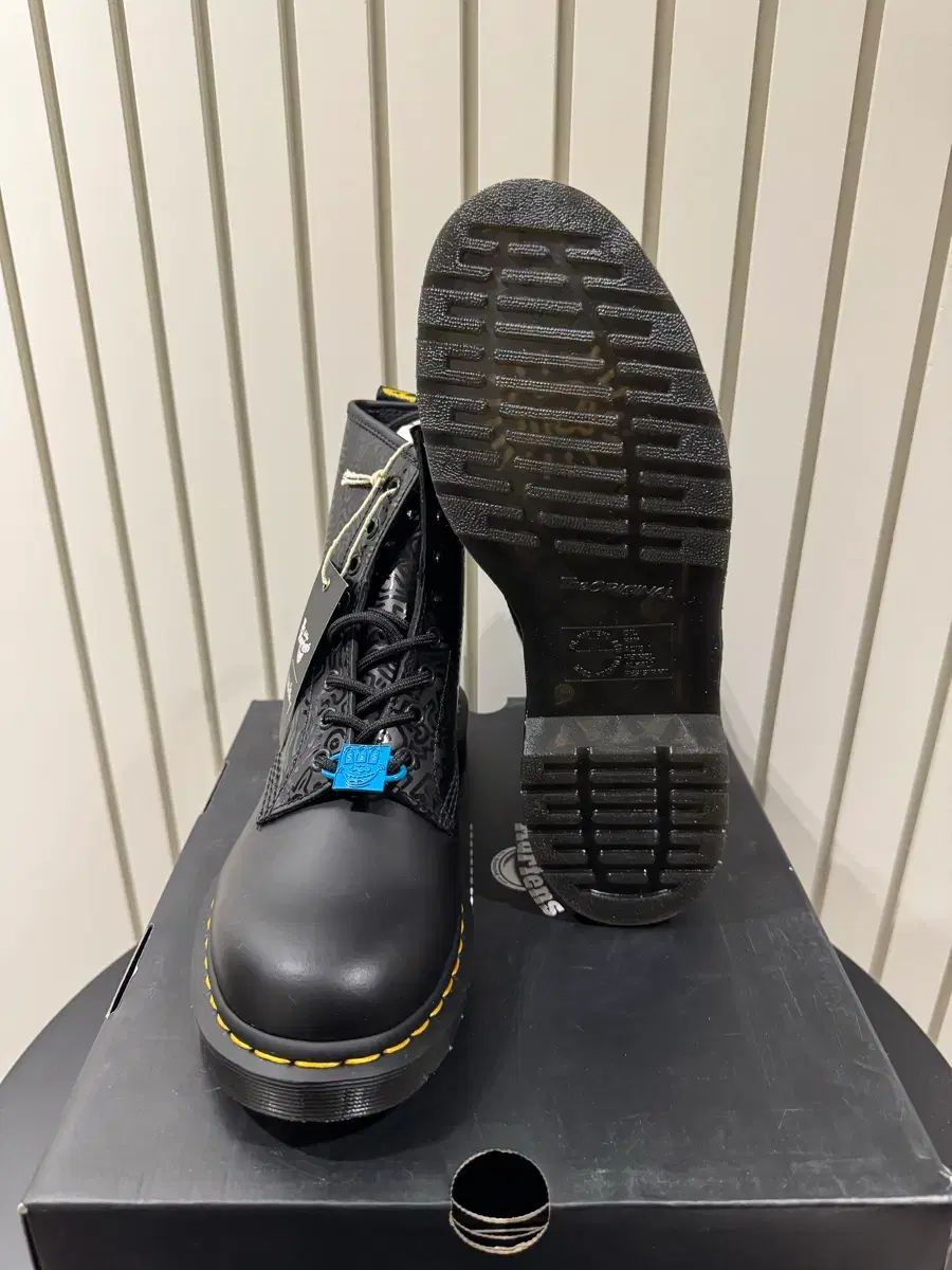 DR. MARTENS ドクターマーチン 1461 X KITH キス Haring 270 UK 8