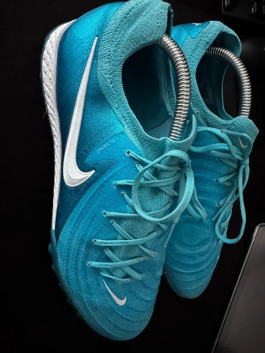 ナイキ FANTOM GX 2 Pro TF