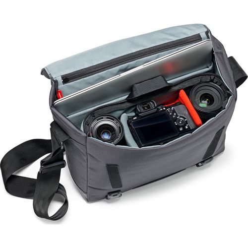 メッセンジャーバッグ