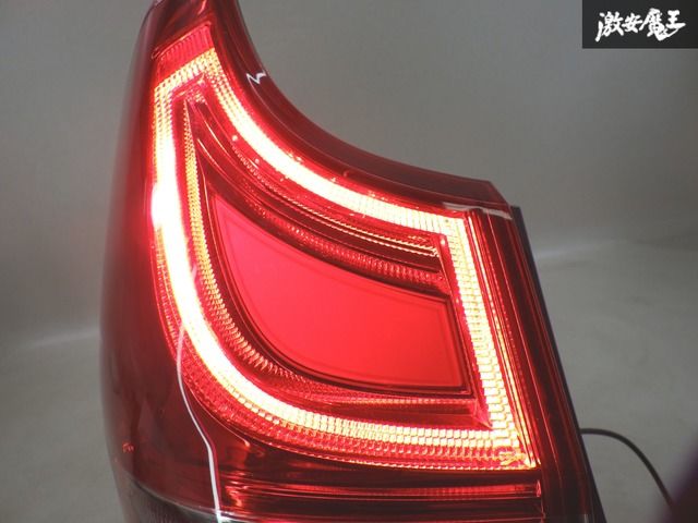 GB5 フリード 左テールランプ コイト 220-62201 (43773) GB5 フリード 左テールランプ コイト 220-62201 (43773)