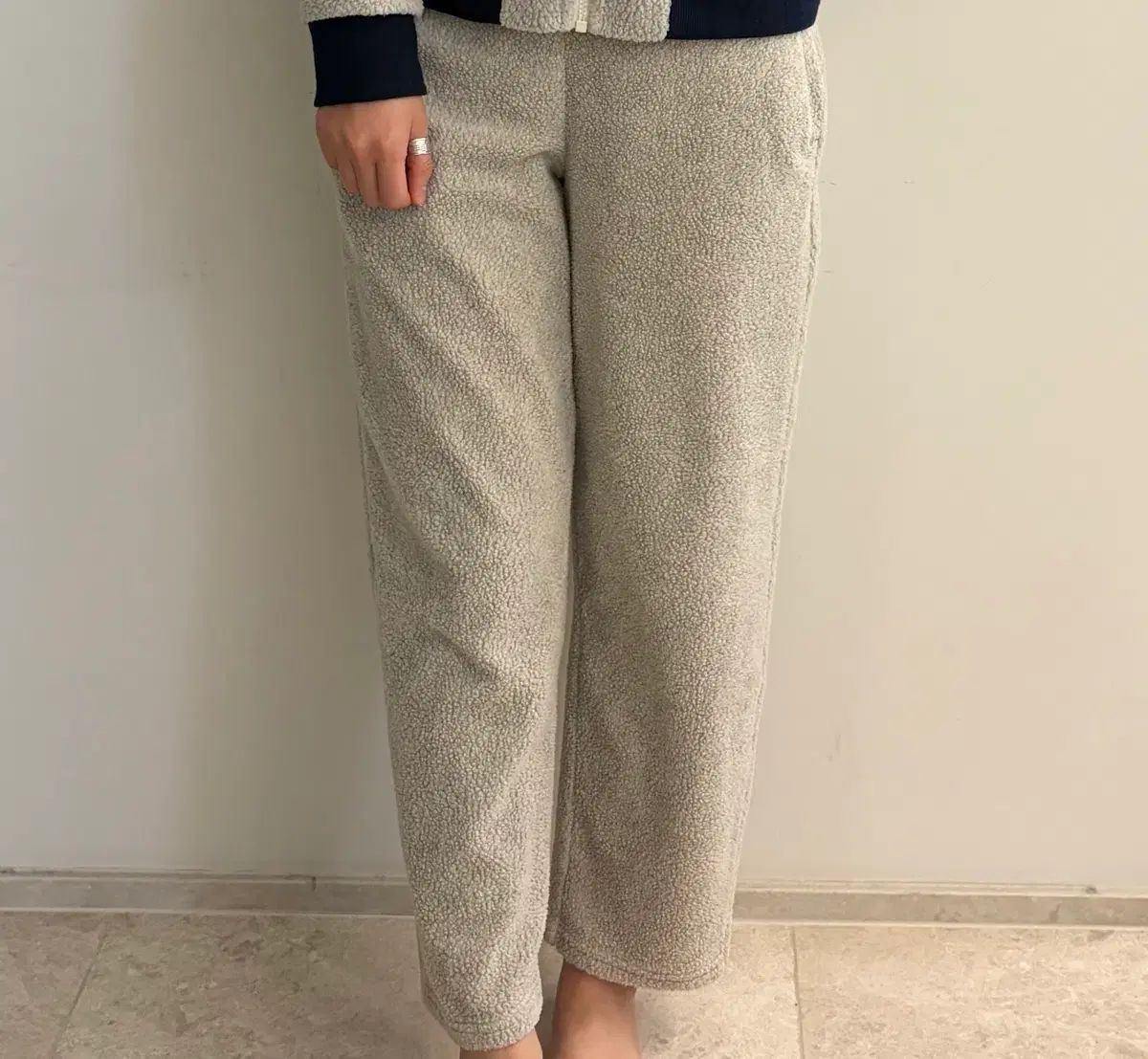 patagonia フリース ズボン