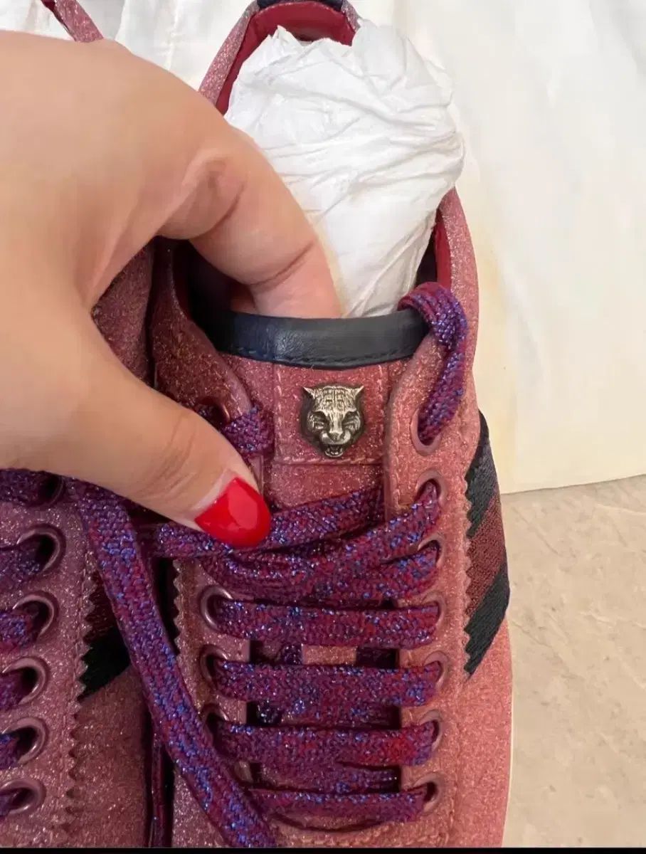  グッチ スニーカー バーガンディ 系 36 5 スニーカー 靴