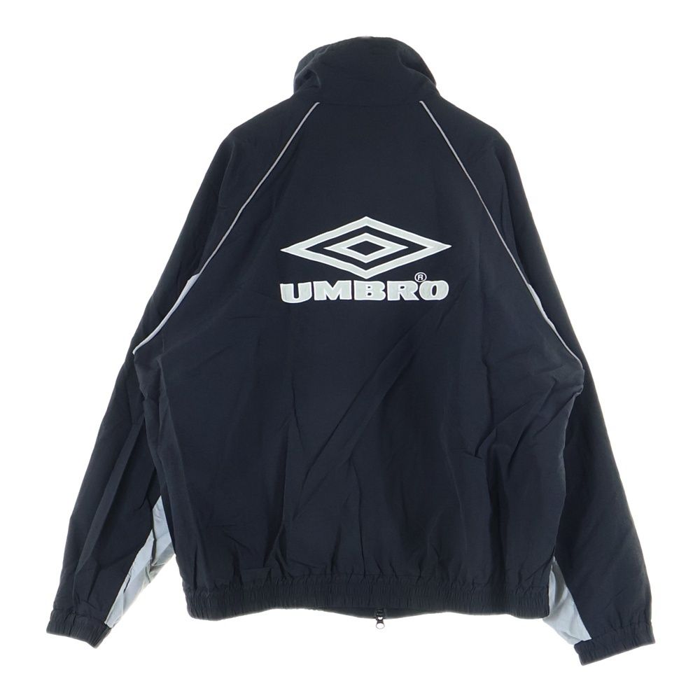 UMBRO アンブロ バックロゴエンブロイダリー ジップアップ ナイロンジャケット ブラック MD 18-MSM-JK 01