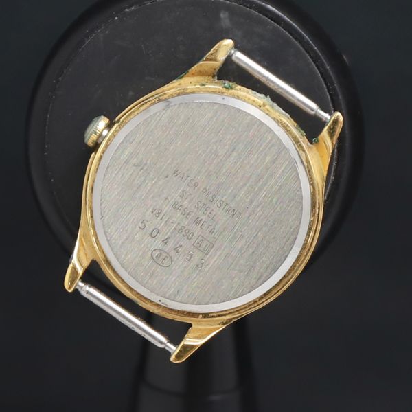 QZ ディズニー セイコー ミッキーマウス アルバ V811-1890 ゴールド