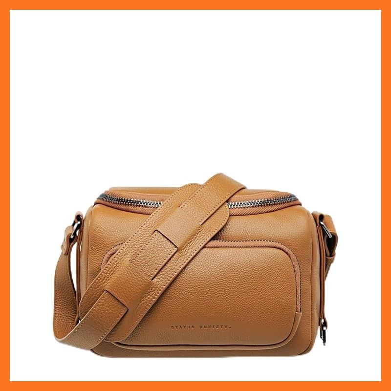 ステータス アングザエティー LOVED YOU FIRST カメラバッグ ショルダーバッグ レディース 斜めがけ ミニ 鞄 収納 レザーバッグ 牛革 韓国 革バック Tan