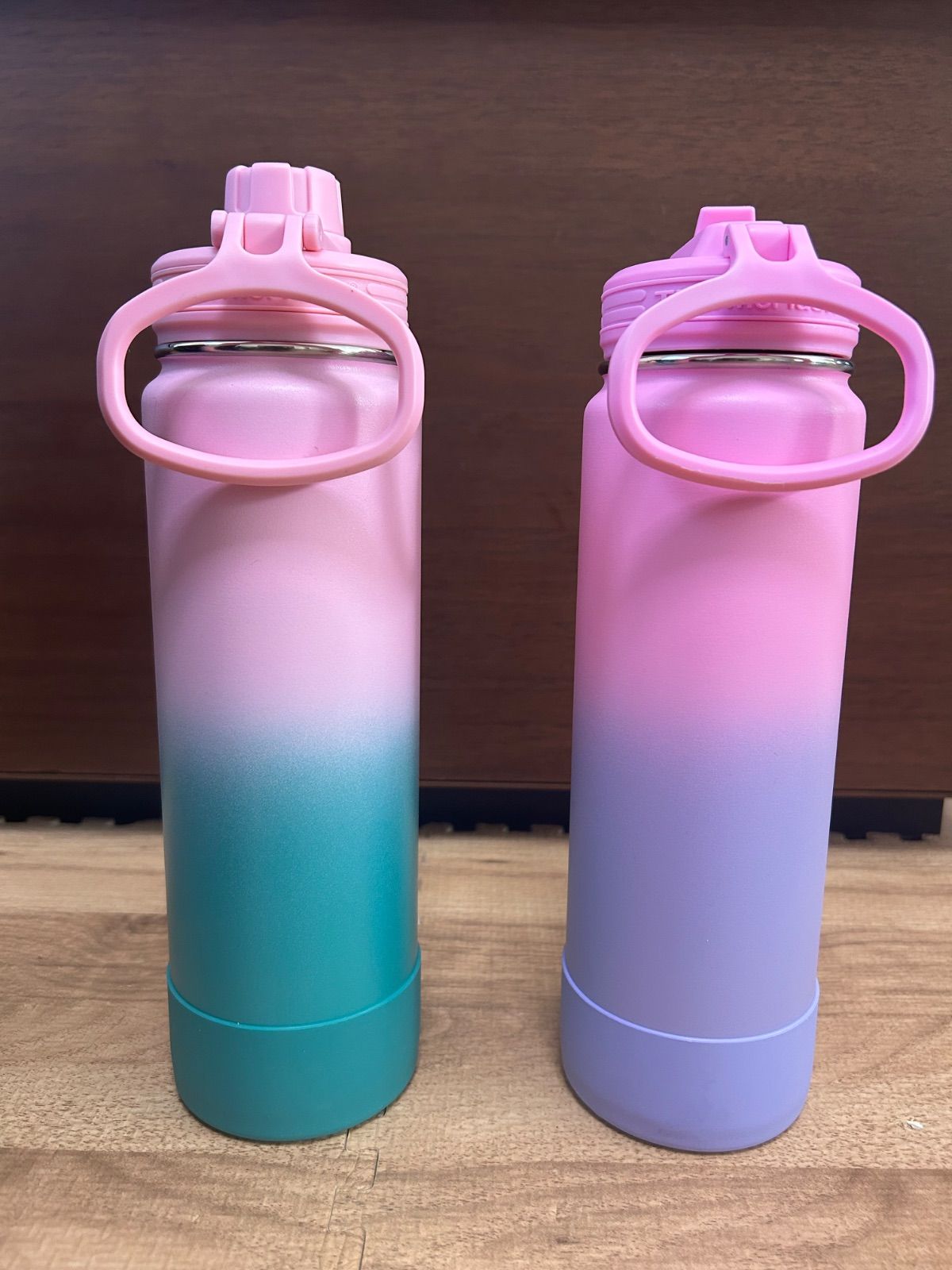 ⭐︎ThermoFlask サーモフラスク 710 mL 水筒 2点セット - メルカリ