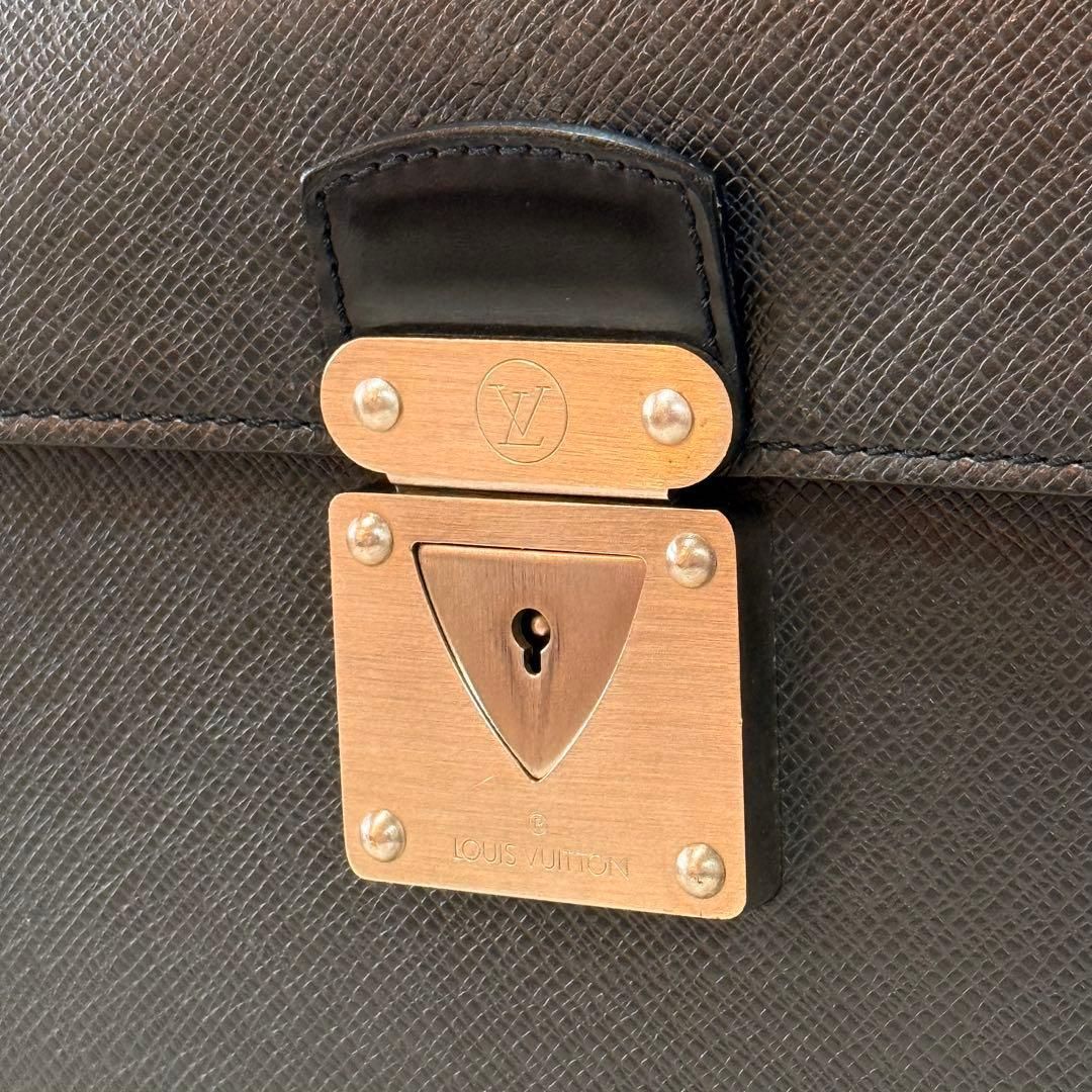 □美品□LOUISVUITTONルイヴィトン ビジネスバッグ ロブスト2 鍵付き