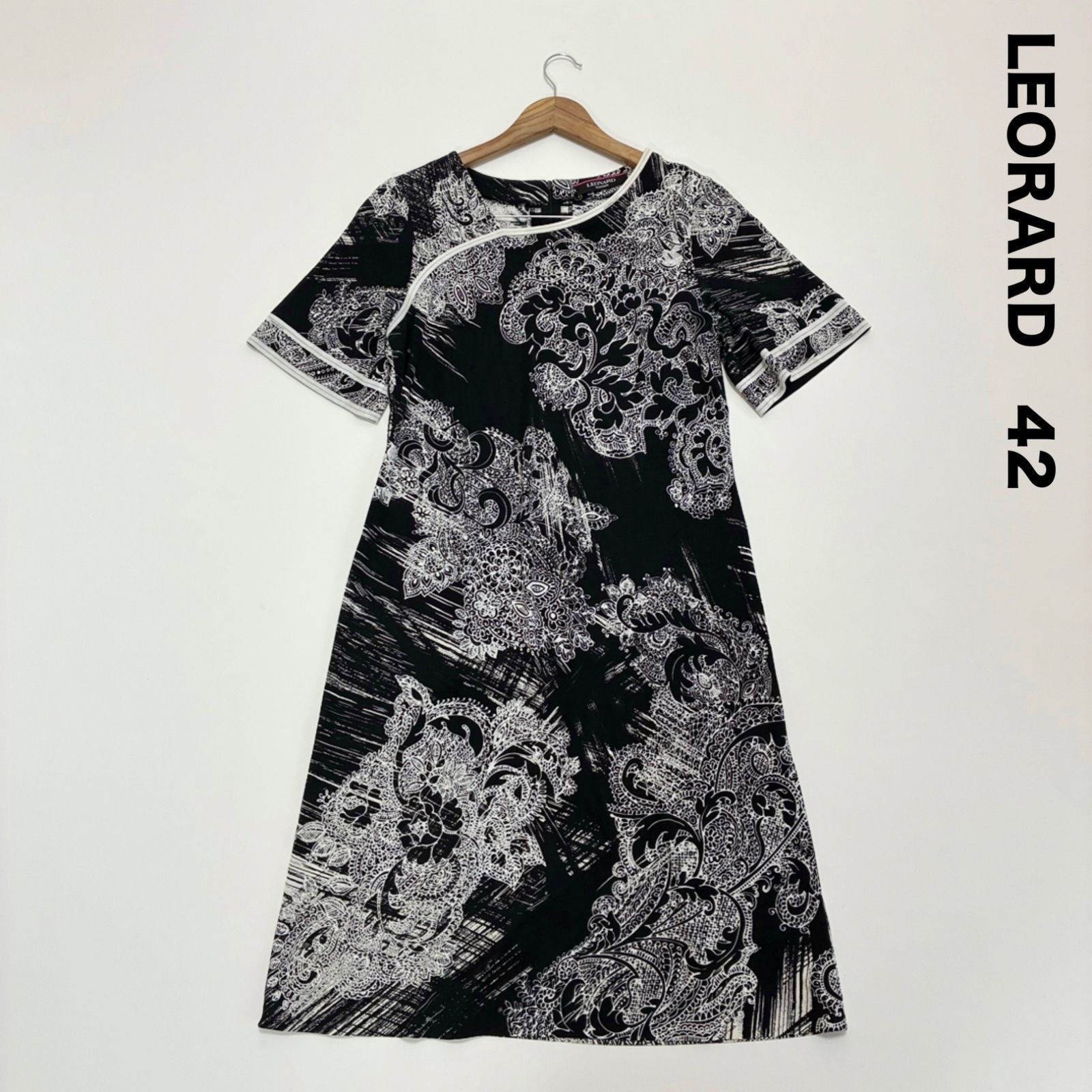 LEORARD レオナール☆半袖膝丈ミディコットンワンピース 42 モノトーン