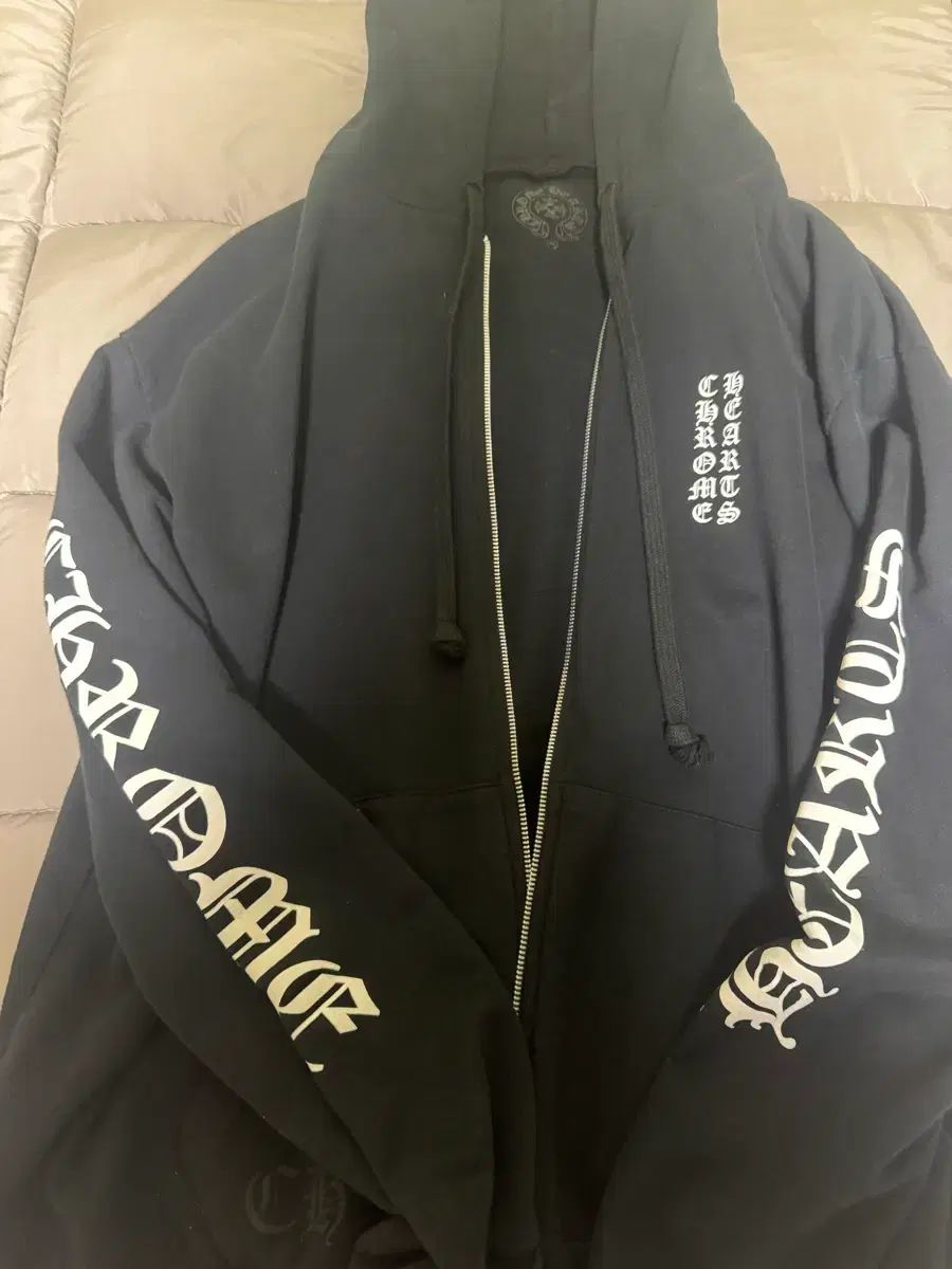クロムハーツ バーティカル ロングフリース フーディー ジップアップ ブラック
