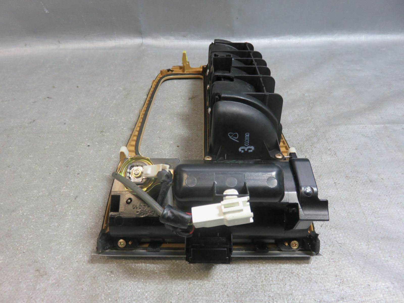 ☆STD8423/レクサス SC430 UZZ40後期 ソアラ センターコンソール