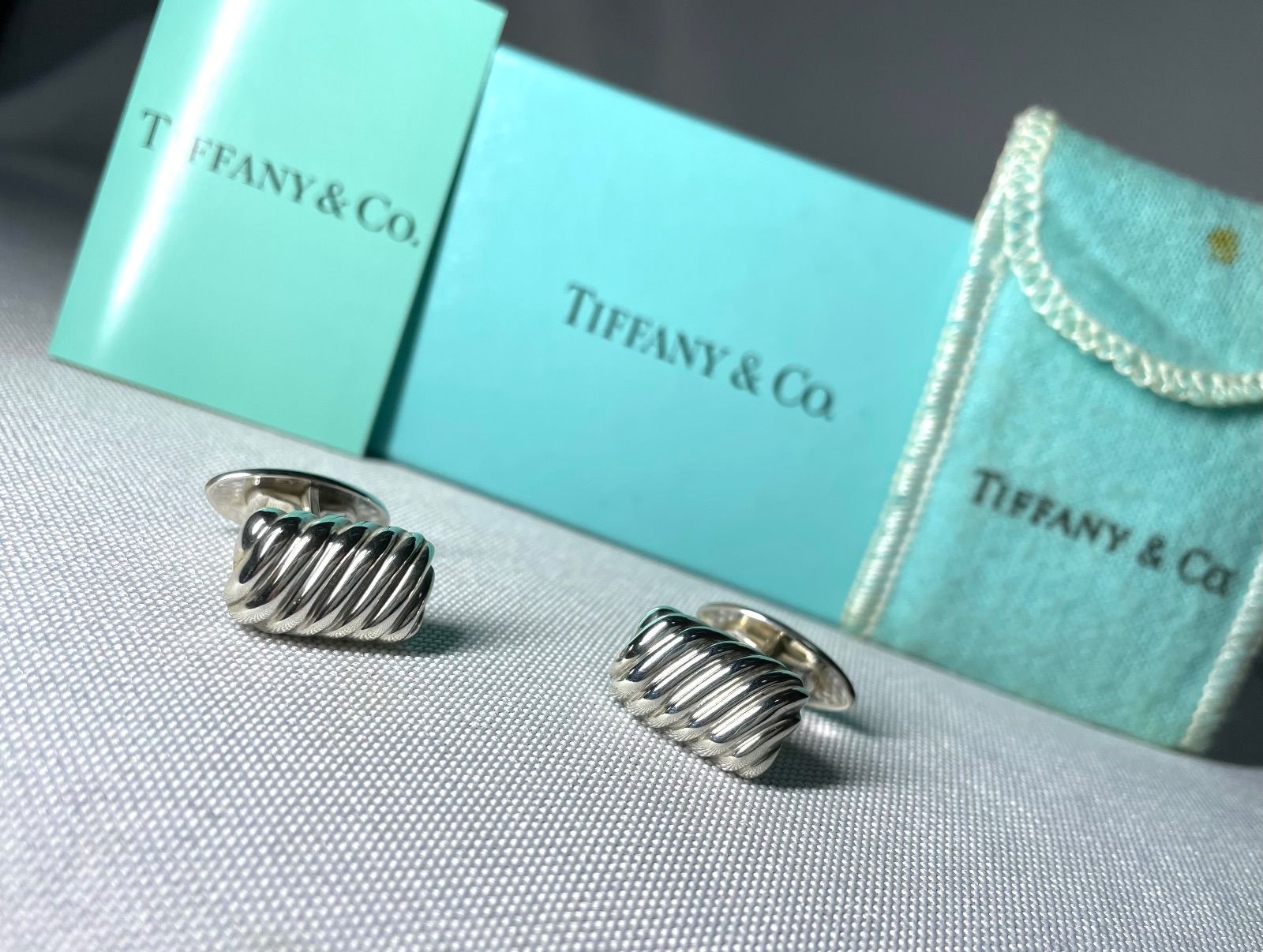 美品 Tiffany ティファニー ウェーブライン ヴィンテージ カフス