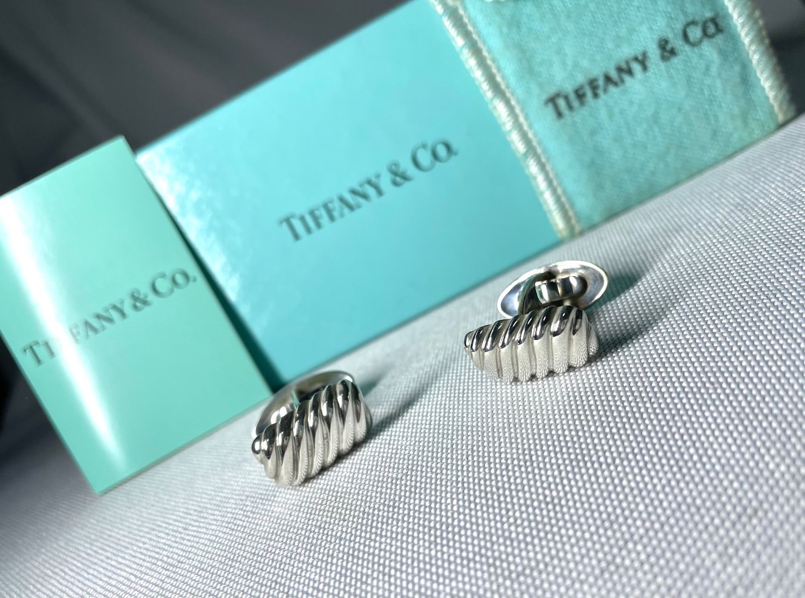 美品 Tiffany ティファニー ウェーブライン ヴィンテージ カフス