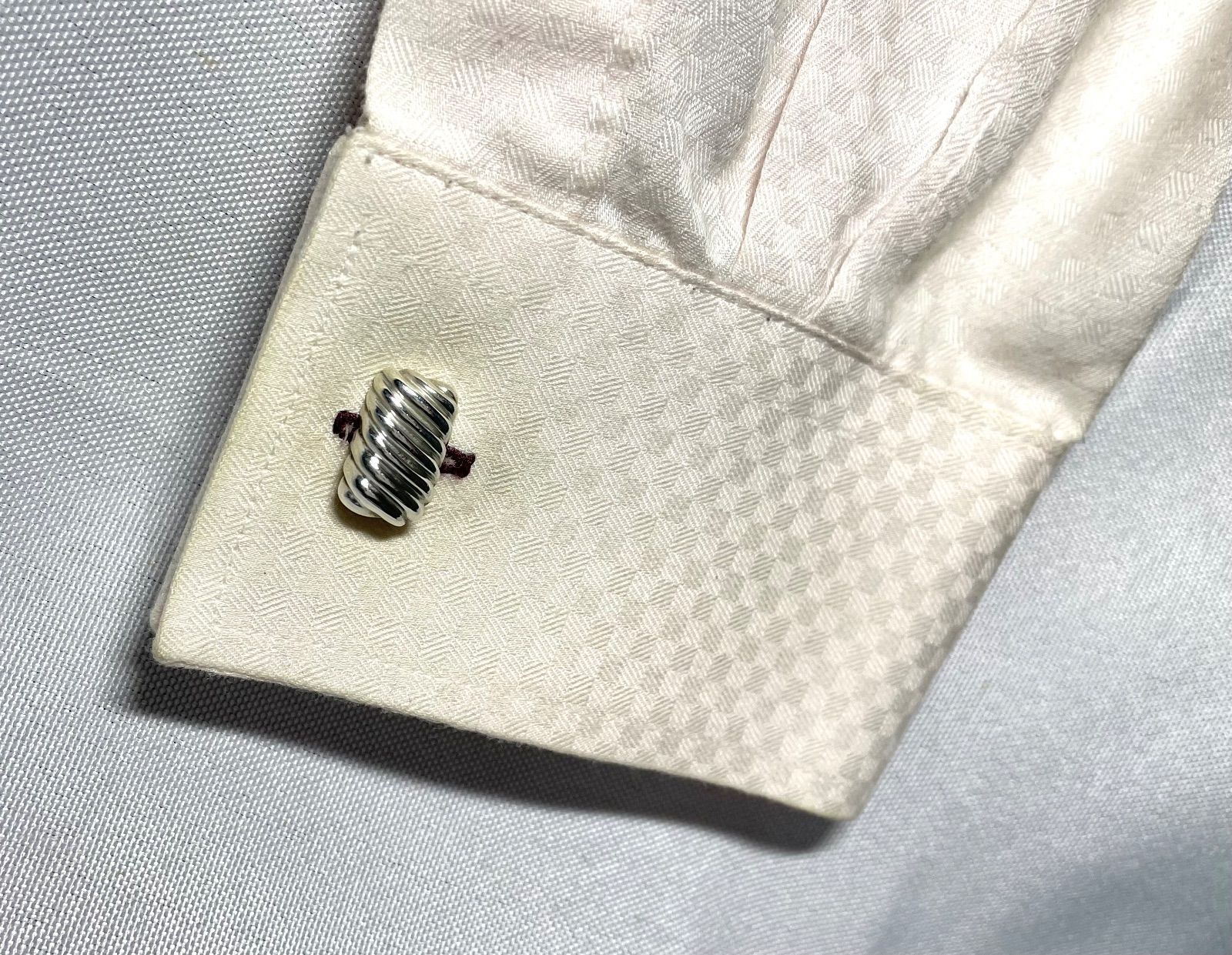 美品 Tiffany ブラック カーボン カフス カフリンクス ビンテージ 希少 美品 Tiffany ティファニー ウェーブライン ヴィンテージ カフス