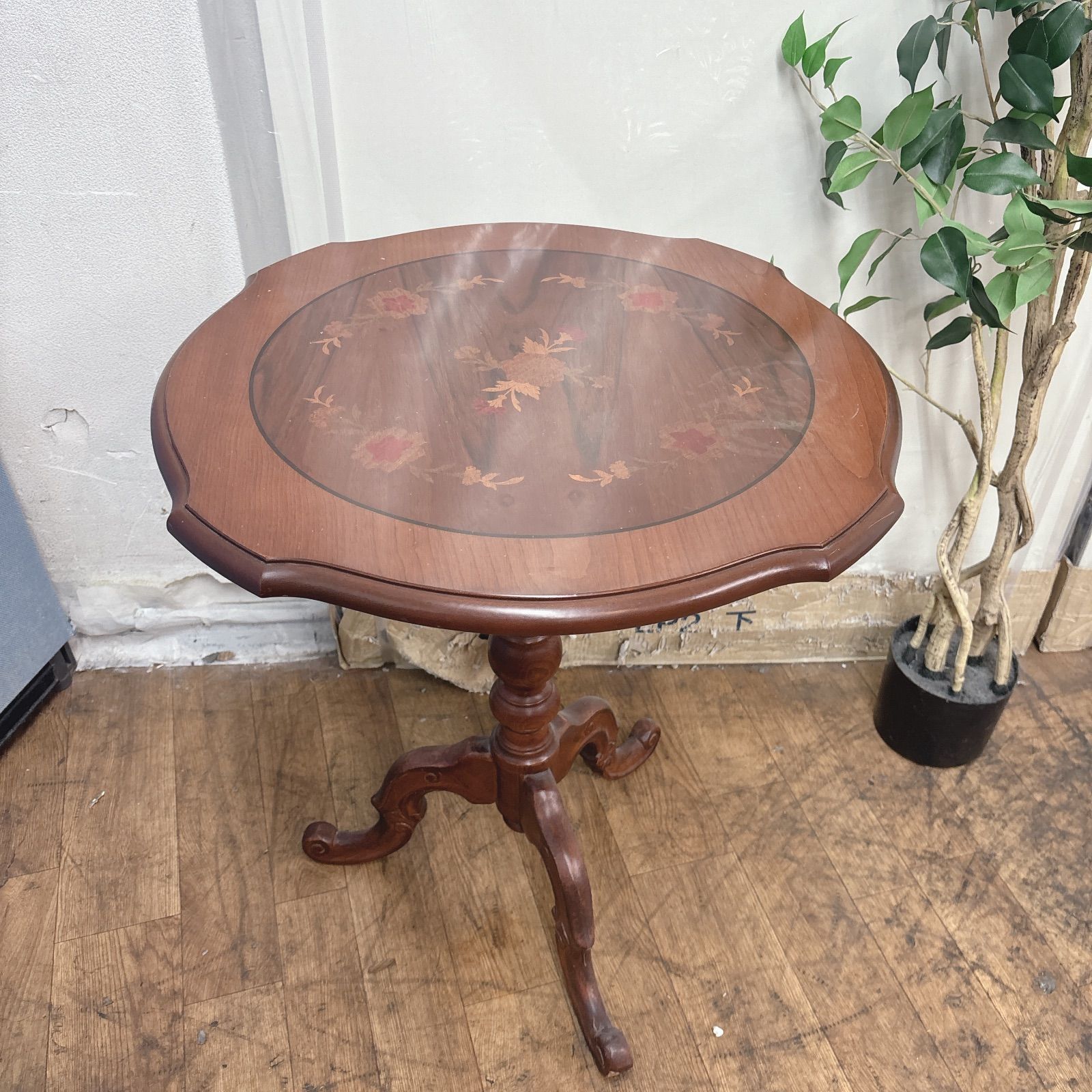 I421 🌈 名古屋市近郊送料設置無料！ アンティーク輸入家具 サイド