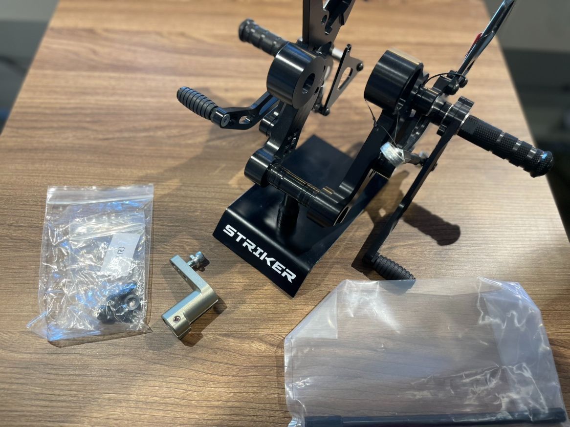 STRIKER SPECIAL STEP KIT 6ポジション YAMAHA 14~20 MT-09|SP|16~20 XSR 900 SS-