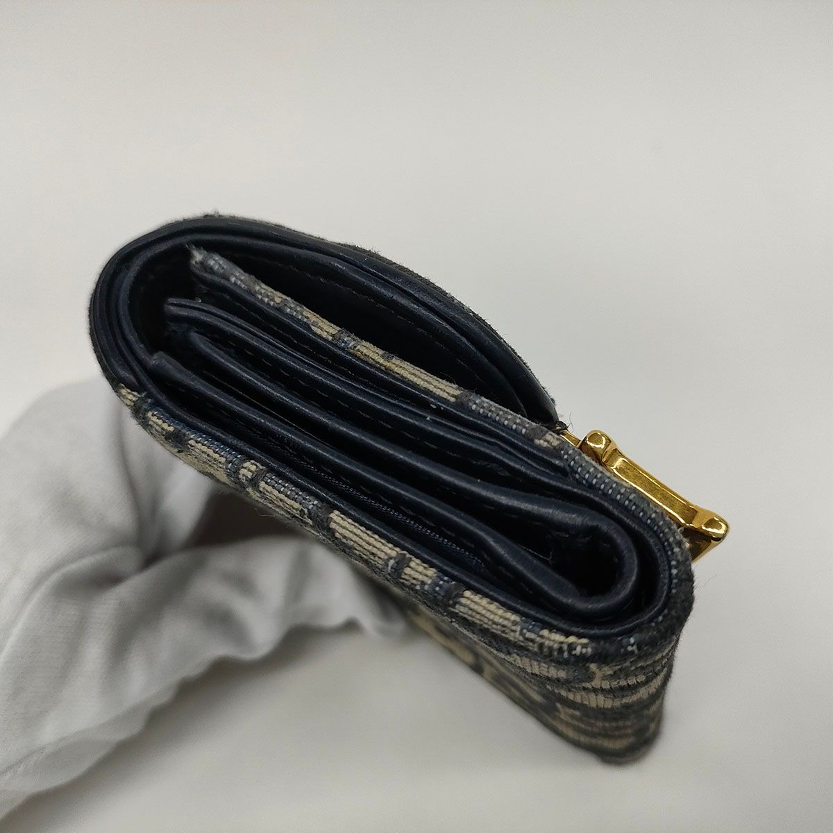 ウォレット 三つ折り財布