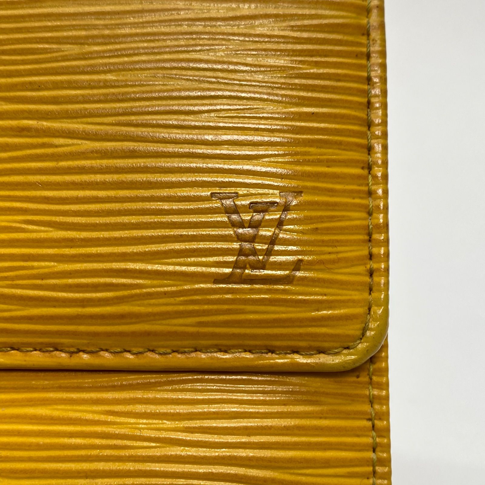 3240 LOUIS VUITTON ルイヴィトン エピ イエロー 三つ折り財布
