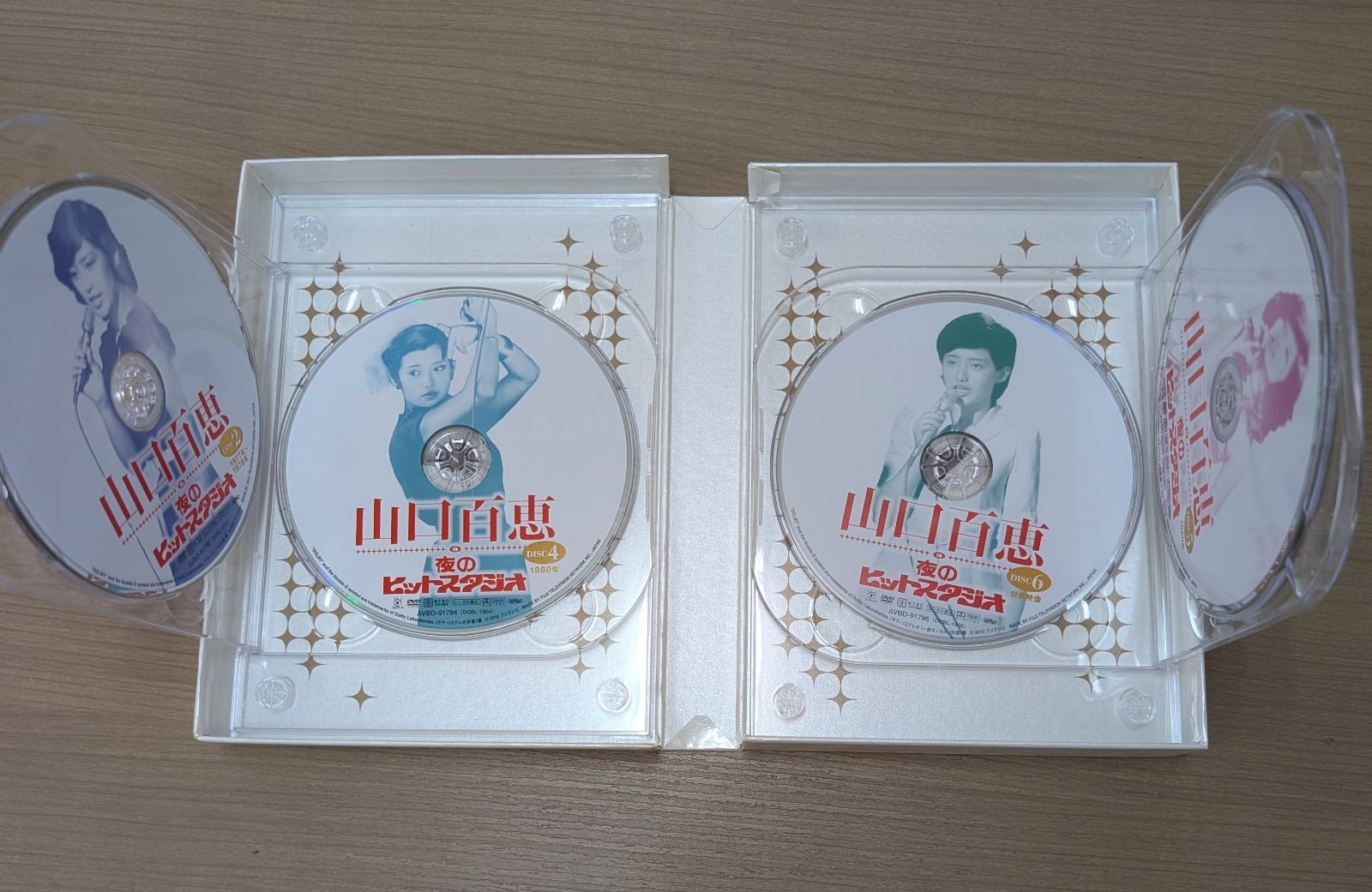 山口百恵 in 夜のヒットスタジオ DVD-BOX 6枚組 特典ブックレット付