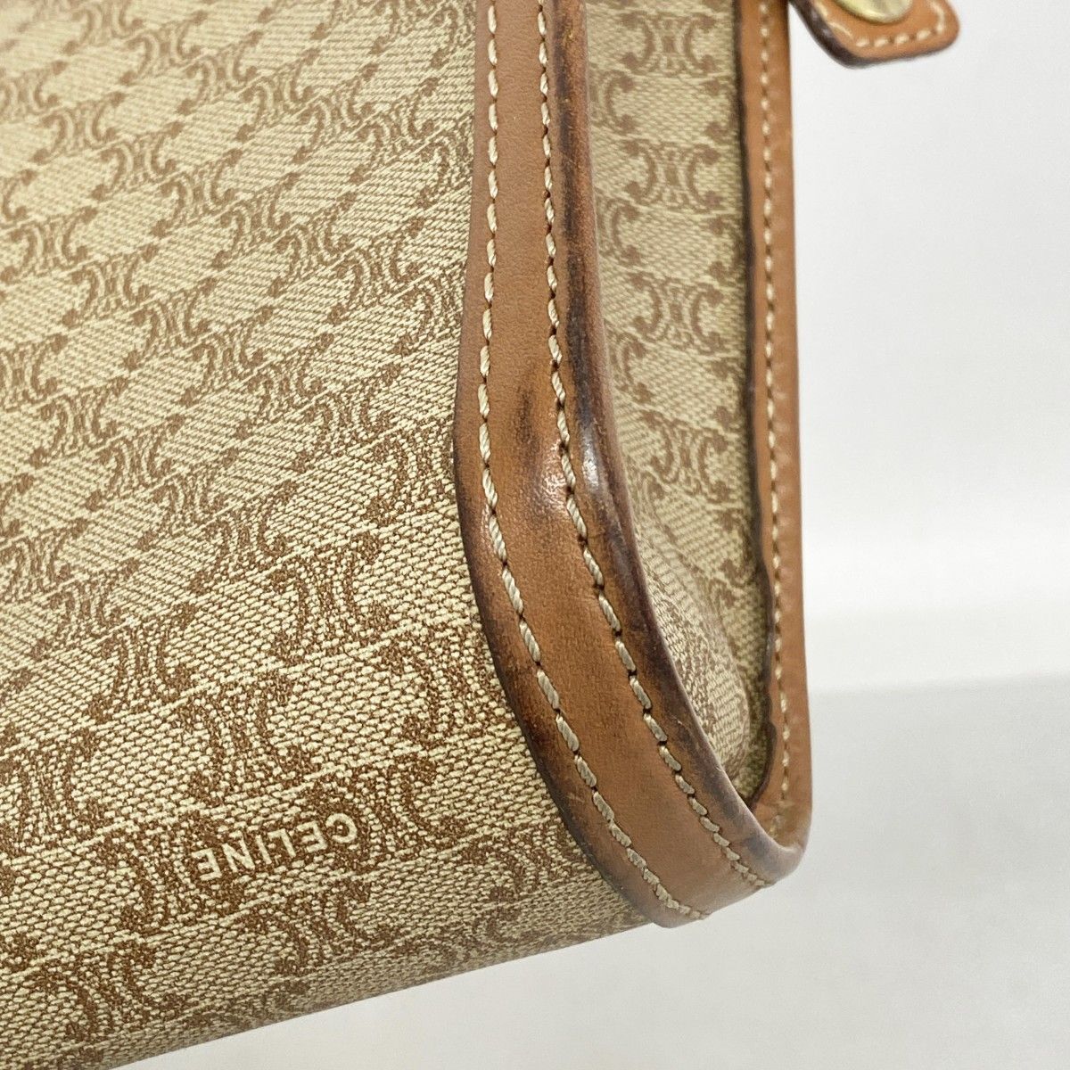 クラッチバッグ