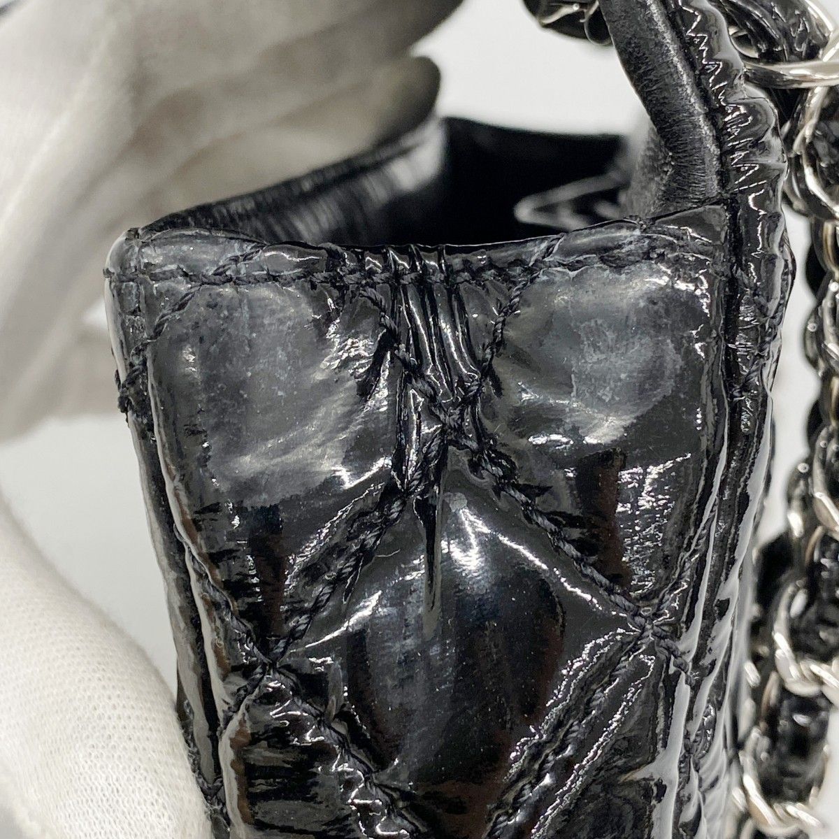 6ab1136】シャネル ショルダーバッグ マトラッセ パテントレザー