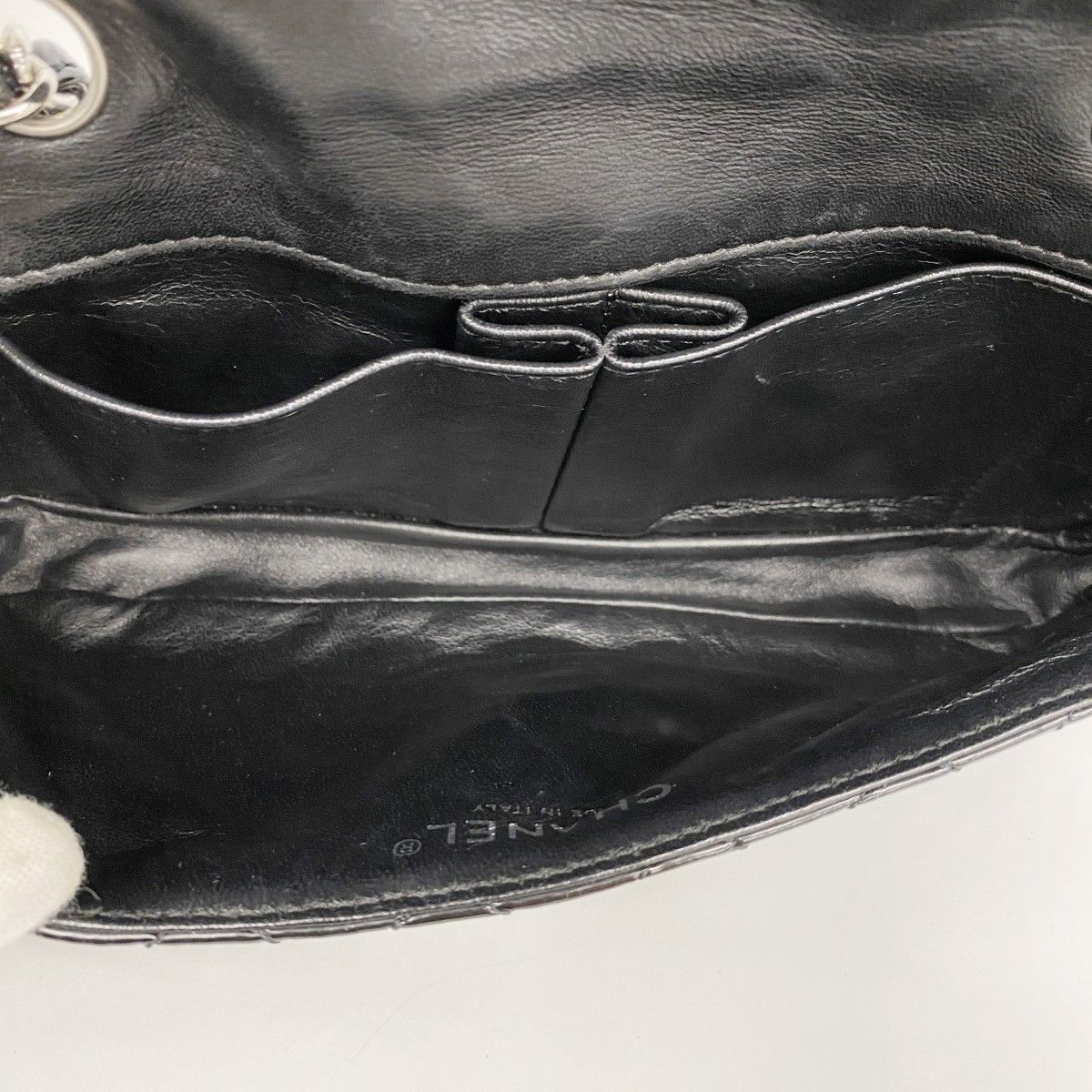 6ab1136】シャネル ショルダーバッグ マトラッセ パテントレザー