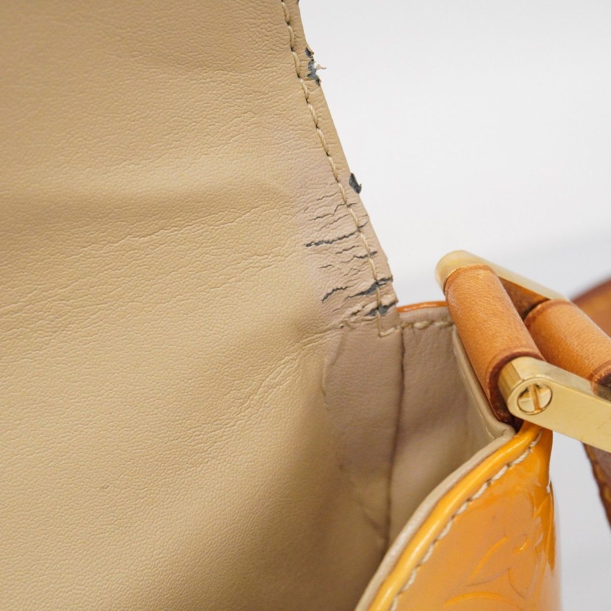 6ab1182】ルイヴィトン ショルダーバッグ ヴェルニ トンプソン  