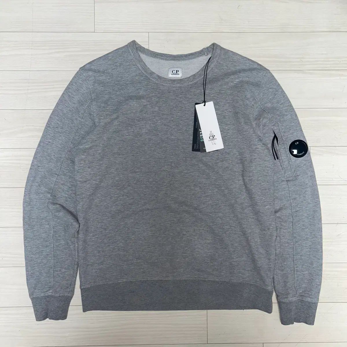 C P company ライトフリース スウェット