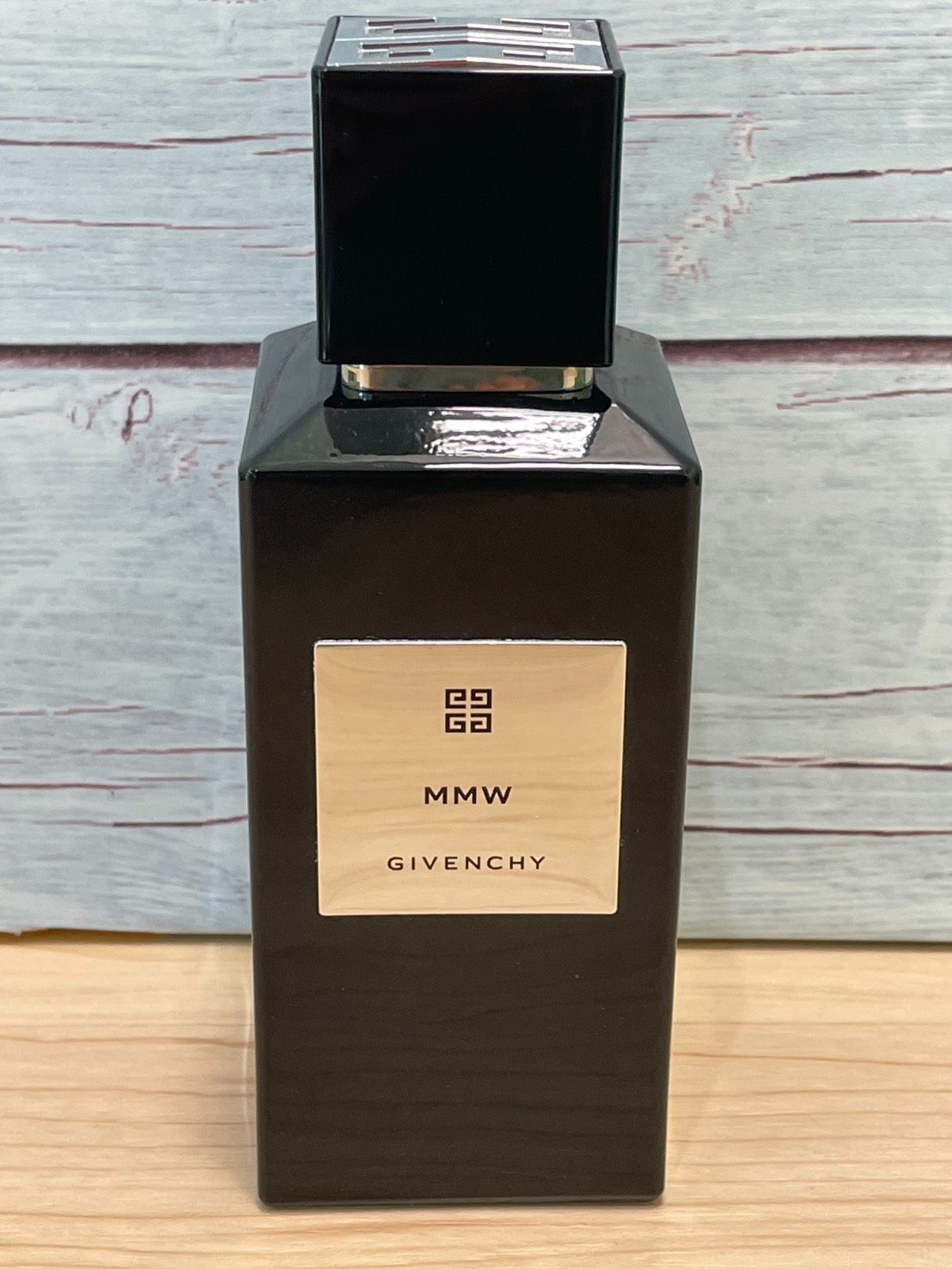 豊 定価32 890円! ド ジバンシイ MMW オーデパルファム 100 ml 10プッシュ程度 香水 497 CK A 11