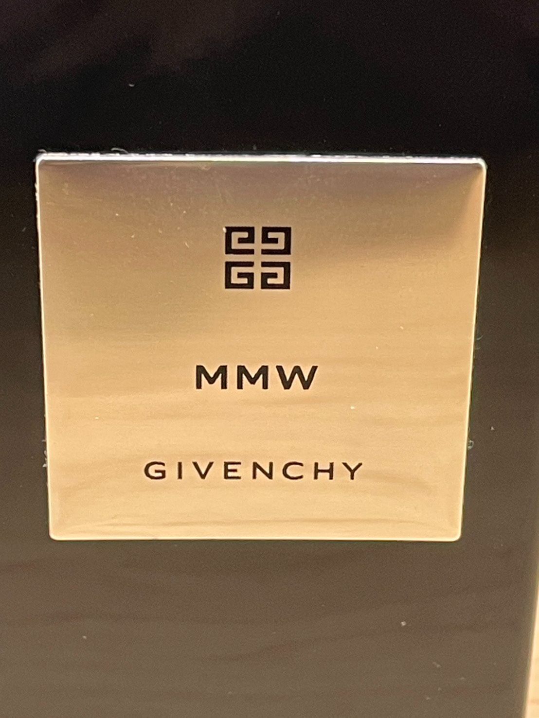 豊 定価32 890円! ド ジバンシイ MMW オーデパルファム 100 ml 10プッシュ程度 香水 497 CK A 11