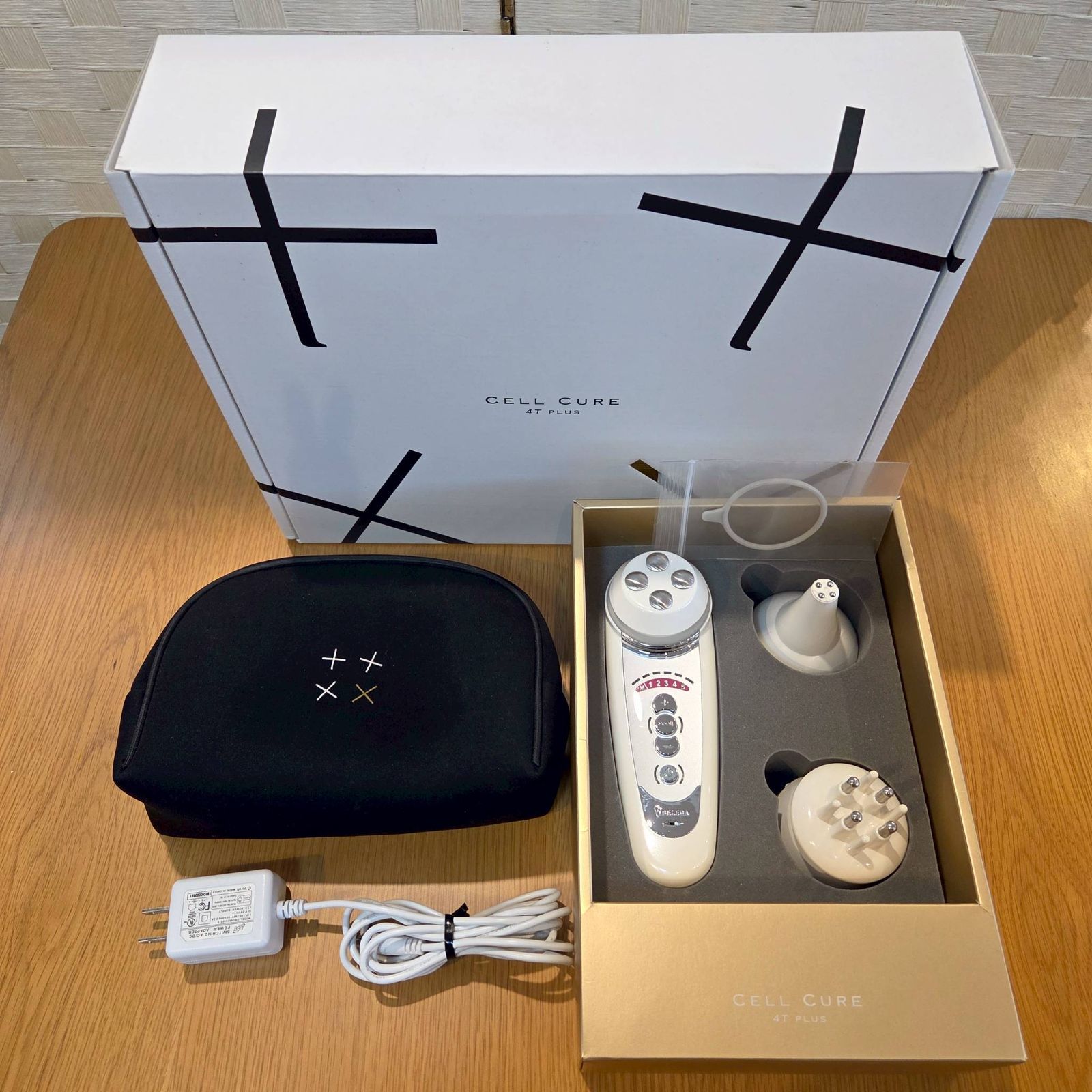 Cell Cure 4T Plus 美顔器　動作確認済み ベレガ（BELEGA） セルキュア4Tプラス 美顔器 EMS イオン導入